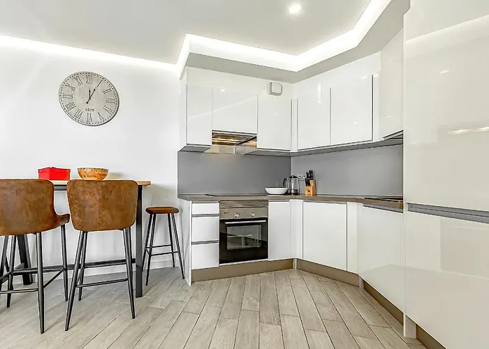 Ocean Garden With Seaview. Appartement *