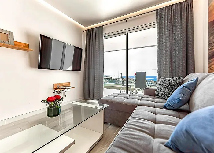 Ocean Garden With Seaview. Apartamento